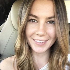 Meet your Posher, Casey Caitlin